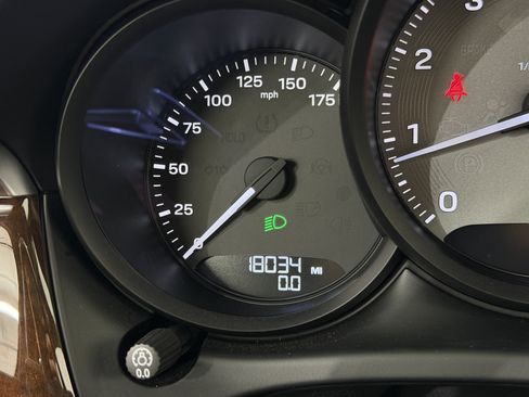 Certified 2024 Porsche Macan S AWD/4WD image 55