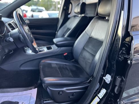 Used 2018 Jeep Grand Cherokee Altitude AWD/4WD image 9