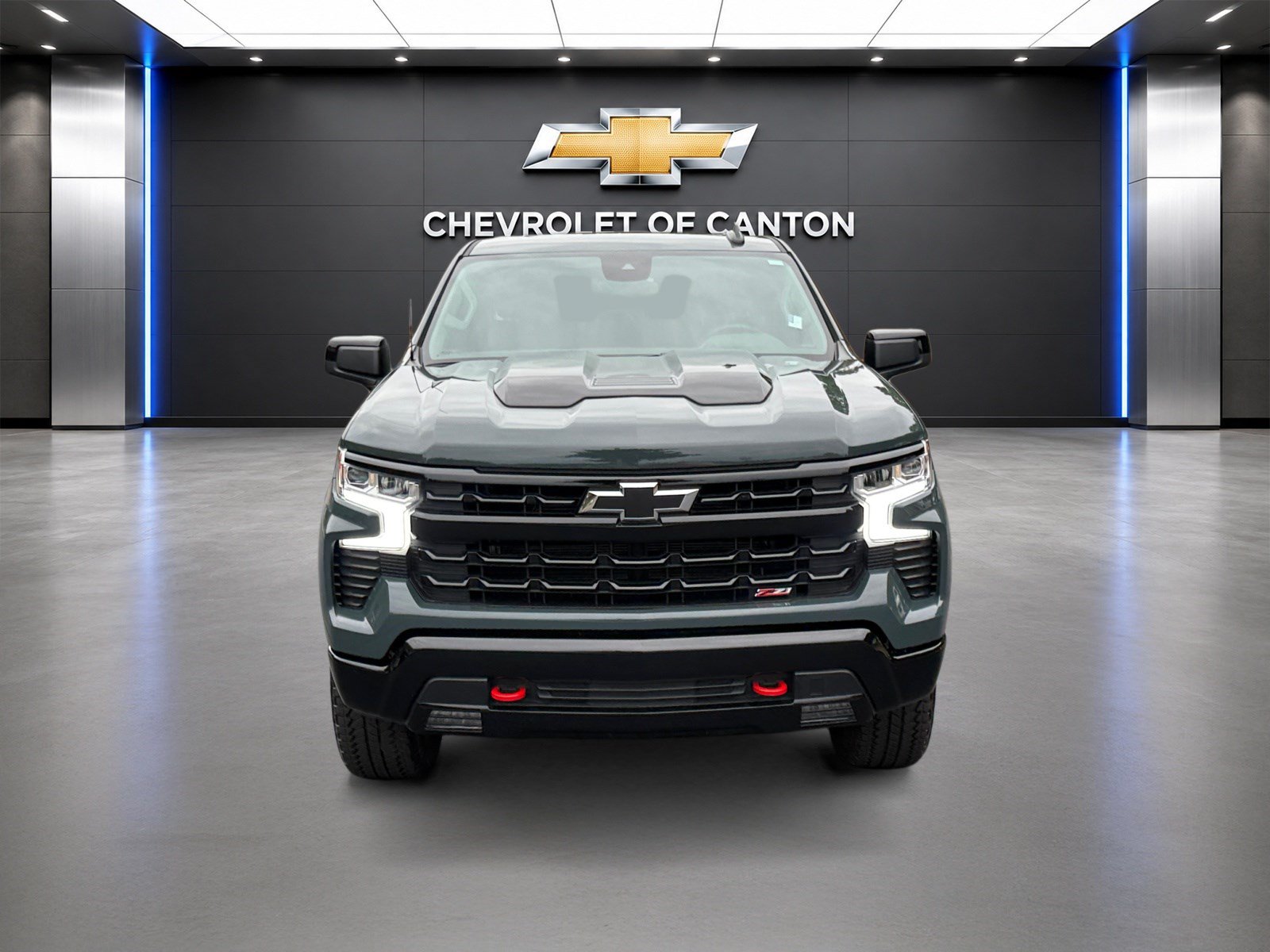 Used 2026 Chevrolet Silverado 1500 LT Trail Boss w/ Convenience Package II AWD/4WD image 2