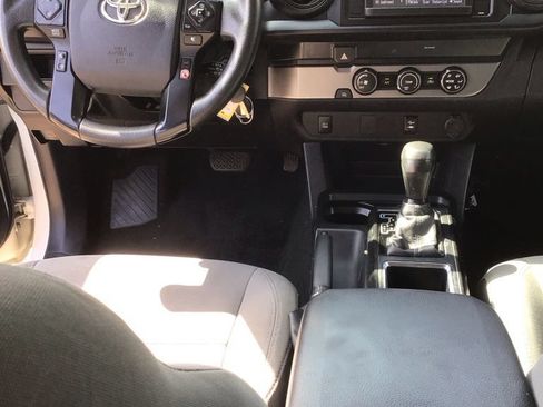 Used 2019 Toyota Tacoma SR RWD image 6