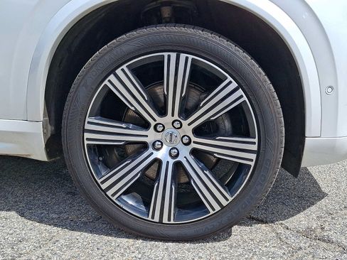 Used 2022 Volvo XC90 T8 Inscription AWD/4WD image 8