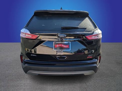 Used 2024 Ford Edge SEL w/ Convenience Package AWD/4WD image 4