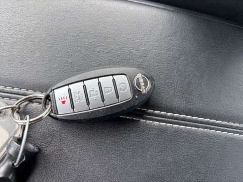 Used 2025 Nissan Altima 2.5 SV image 24