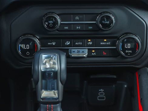 New 2026 Ford Bronco Heritage Edition AWD/4WD image 13