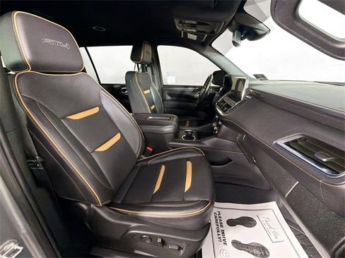 Used 2023 GMC Yukon XL AT4 image 27