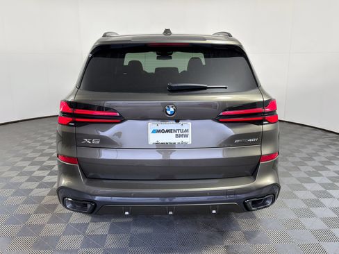 Used 2026 BMW X5 sDrive40i w/ M Sport Package RWD image 8