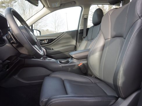 Used 2025 Subaru Legacy Limited image 13