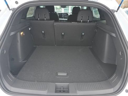 New 2026 Chevrolet Trax RS w/ Sunroof Package image 23