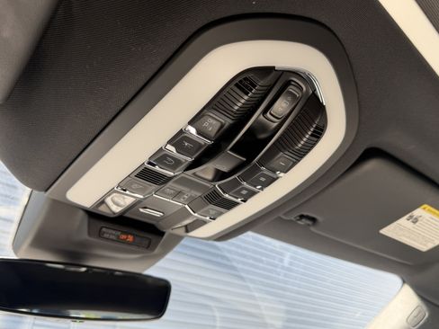 Certified 2023 Porsche Macan GTS AWD/4WD image 21