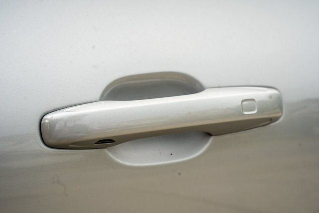 Used 2024 Volvo XC60 B5 Plus w/ Protection Package Premier AWD/4WD image 10