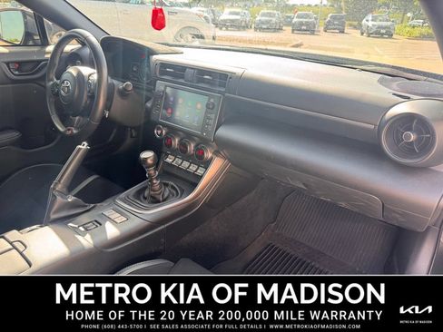 Used 2023 Toyota GR86 Premium RWD image 18
