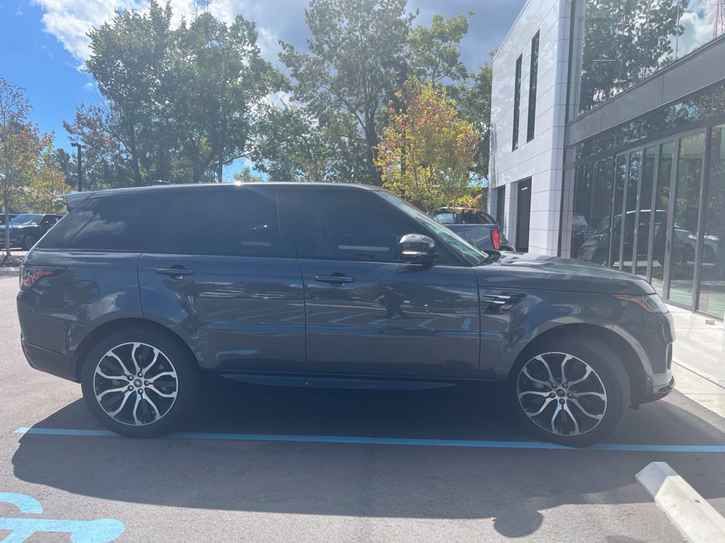 Used 2020 Land Rover Range Rover Sport HSE AWD/4WD image 3