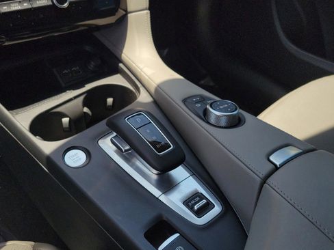 Certified 2025 INFINITI QX50 Luxe AWD/4WD image 16
