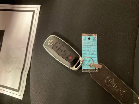 Used 2024 Nissan Sentra S image 29