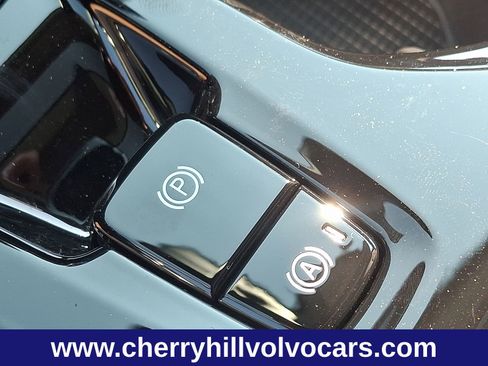 New 2026 Volvo XC40 B5 Plus w/ Protection Package Premier image 23