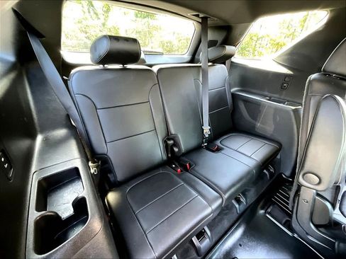 Certified 2022 Chevrolet Traverse LT image 27