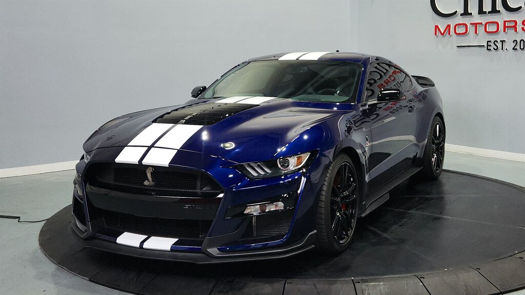 Used 2020 Ford Mustang Shelby GT500 w/ Technology Package RWD image 4