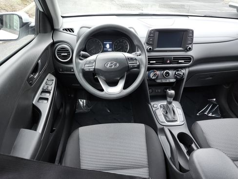 Used 2021 Hyundai Kona SE image 23