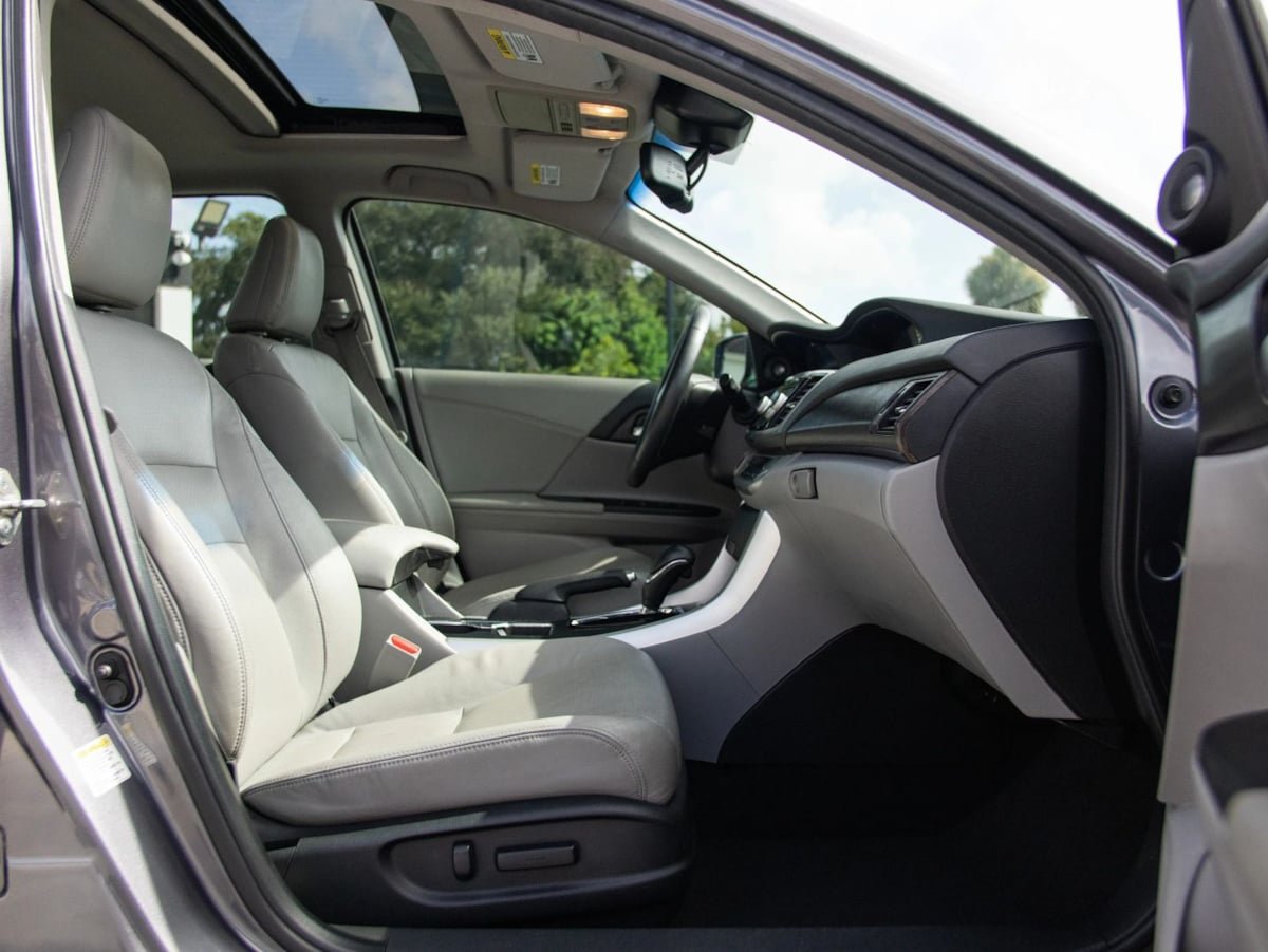 Used 2013 Honda Accord EX-L image 20