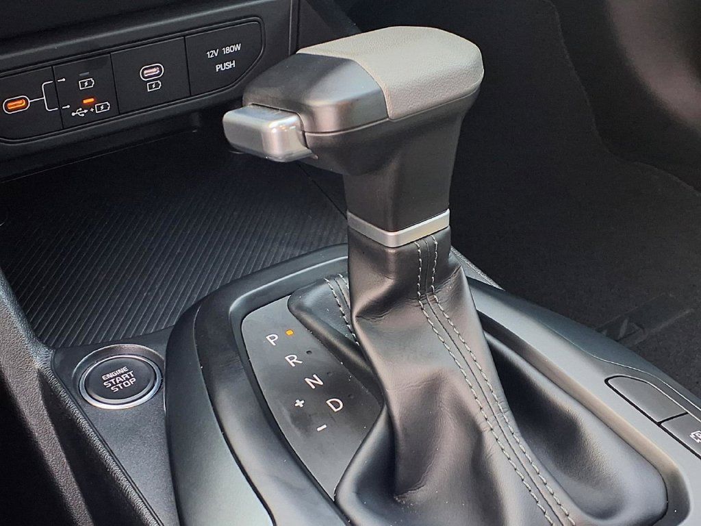 Certified 2025 Kia K4 FWD image 9
