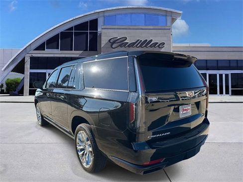 Used 2023 Cadillac Escalade ESV Sport Platinum w/ LPO, ONYX Package image 6