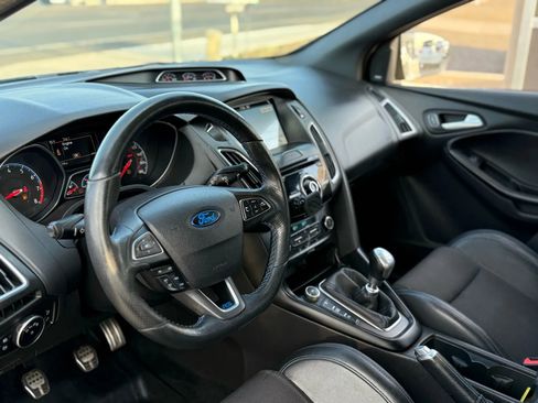 Used 2017 Ford Focus RS image 12