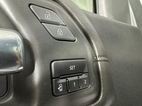 Used 2022 GMC Sierra 2500 Denali image 44