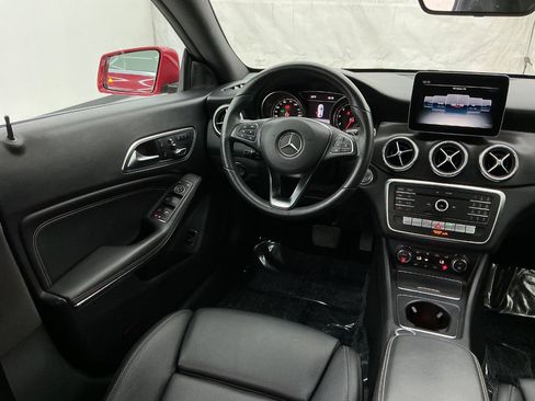 Used 2019 Mercedes-Benz CLA 250 image 29
