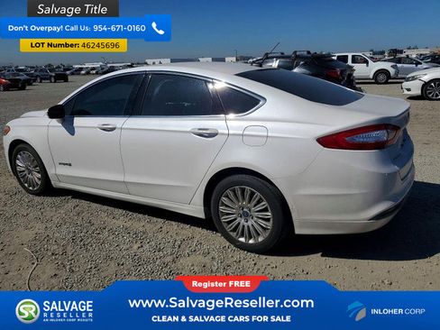 Used 2013 Ford Fusion SE image 3
