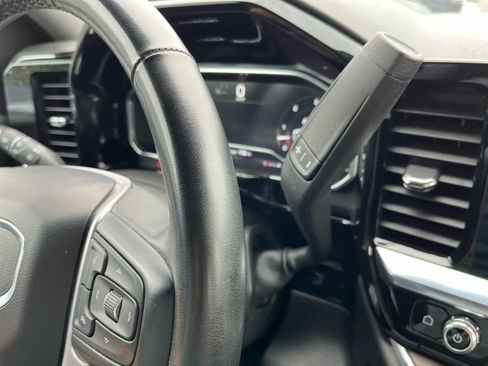 Used 2024 GMC Sierra 1500 SLT AWD/4WD image 15