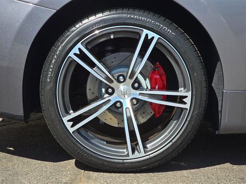 Used 2016 Maserati GranTurismo Sport RWD image 30