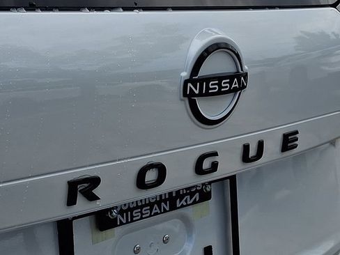 New 2026 Nissan Rogue Dark Armor FWD image 22