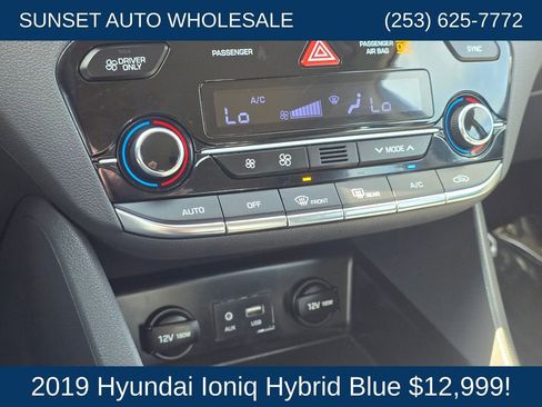 Used 2019 Hyundai Ioniq Blue FWD image 35