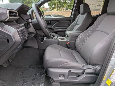 New 2026 Toyota Tacoma SR5 AWD/4WD image 4