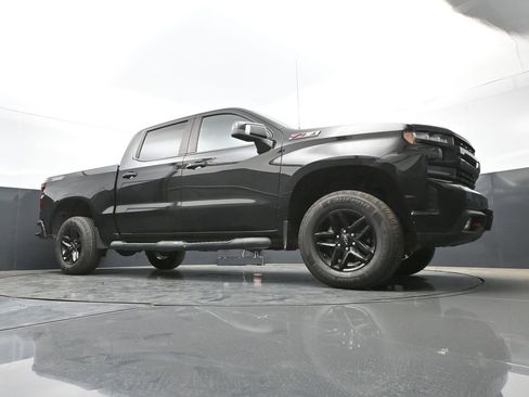Used 2020 Chevrolet Silverado 1500 LT Trail Boss AWD/4WD image 47
