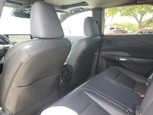 Used 2024 Lexus RX 350 Premium Plus w/ Convenience Package FWD image 14