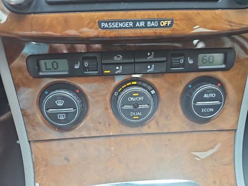 Used 2007 Volkswagen Passat 3.6 image 22