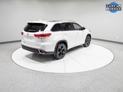 Used 2019 Toyota Highlander Limited image 35