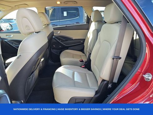 Used 2018 Hyundai Santa Fe Limited image 12