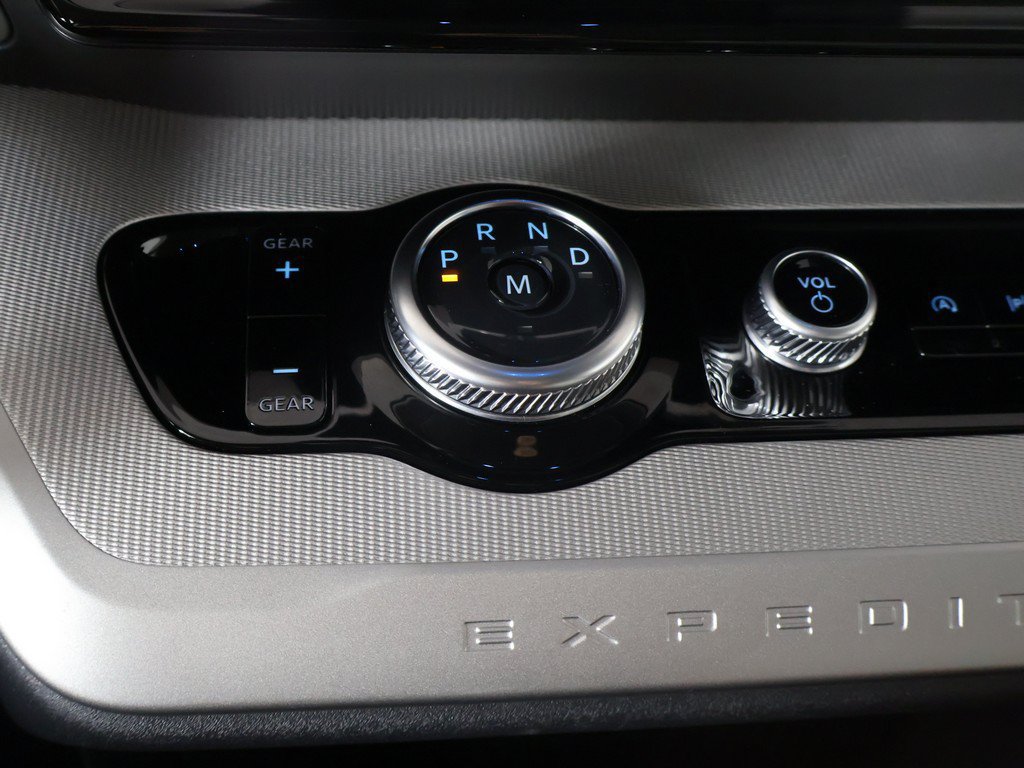 Used 2025 Ford Expedition Max Active AWD/4WD image 57