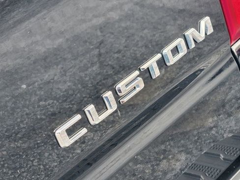 Used 2023 Chevrolet Silverado 1500 Custom AWD/4WD image 12