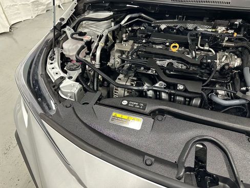Used 2025 Toyota Corolla SE image 64