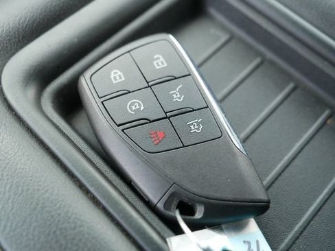 Used 2021 Chevrolet Tahoe Z71 w/ Z71 Signature Package AWD/4WD image 39
