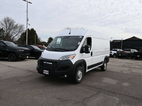 New 2026 RAM ProMaster 1500 w/ Convenience Group FWD image 2