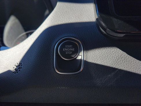 Used 2025 Mercedes-Benz Sprinter 2500 image 12