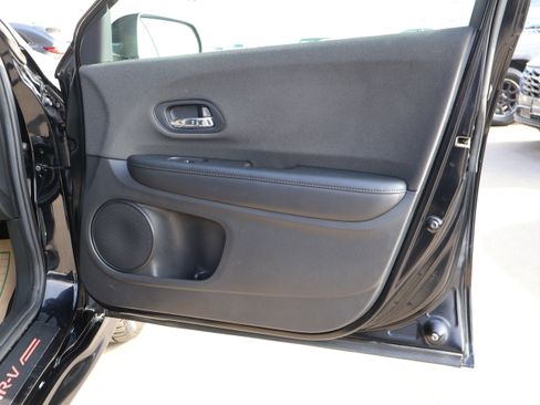 Used 2022 Honda HR-V Sport image 9