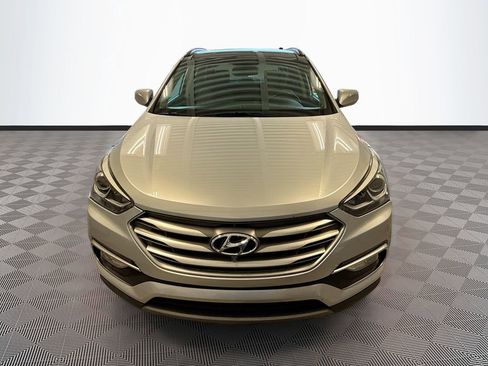 Used 2018 Hyundai Santa Fe Sport image 2