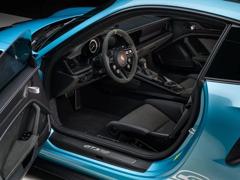 Used 2025 Porsche 911 GT3 RS RWD image 31