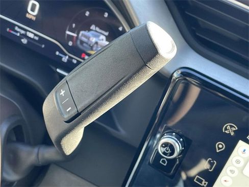 Used 2024 GMC Sierra 2500 Denali w/ Denali Reserve Package image 27