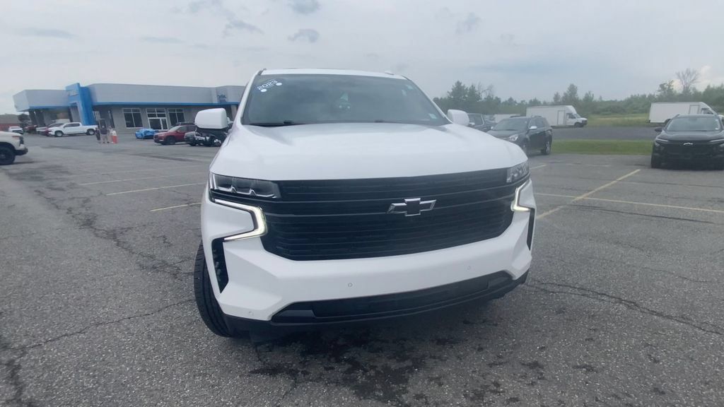 Certified 2023 Chevrolet Tahoe RST w/ Luxury Package AWD/4WD image 3